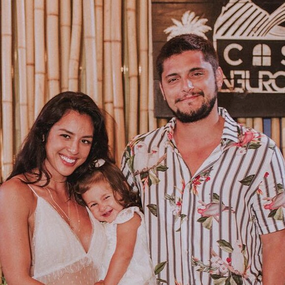 Yanna Lavigne e Bruno Gissoni negaram compra de mansão de R$ 2 milhões