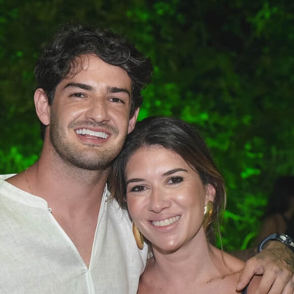 Rebeca Abravanel e Alexandre Pato se casaram em 29 de junho de 2019 na mansão de Silvio Santos, pai da apresentadora