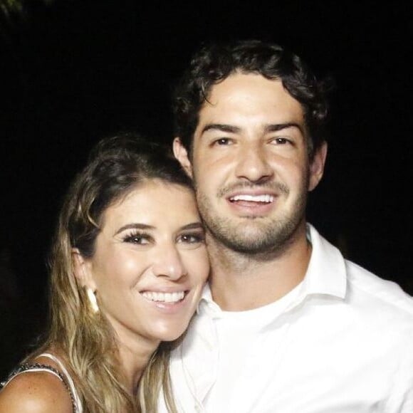 Rebeca Abravanel e Alexandre Pato após o casamento foram cobrados por Fabio Faria, marido de Patricia Abravanel: 'Queremos sobrinhos!'