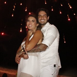 Alexandre Pato e Rebeca Abravanel trocaram alianças em São Paulo