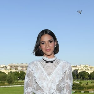 Bruna Marquezine é leonina de 4 de agosto e tem uma tendência a adotar looks exuberantes, que trazem o olhar para quem o veste