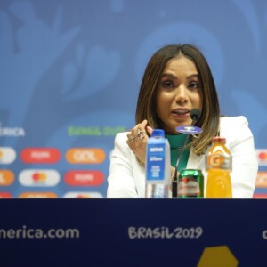 Anitta afirmou que não tem uma parceria com Pabllo em seus planos: 'Não existe essa possibilidade'