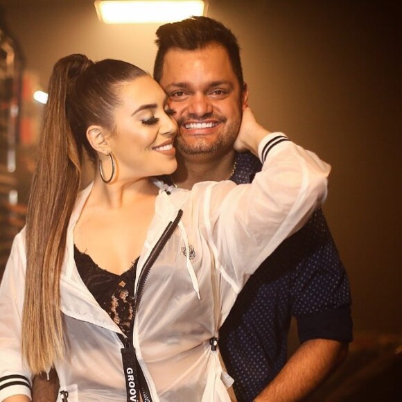 Naiara Azevedo deixou de seguir o marido, Rafael Cabral, no Instagram