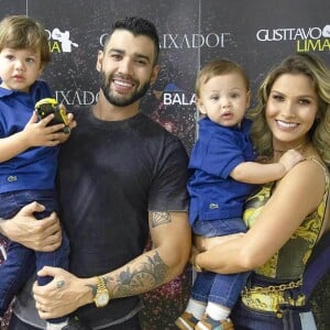 Filhos de Andressa Suita e Gusttavo Lima, Gabriel e Samuel com frequência combinam o mesmo look