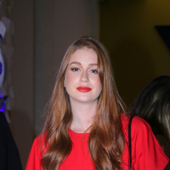 Marina Ruy Barbosa recorreu à terapia para driblar crise de ansiedade: 'É difícil! Tive algumas mais leves que outras. Fui tentando entender o que estava me gerando aquilo'