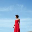 Vestido de festa online: em linho vermelho, da Aroeira Abe, R$ 287,40