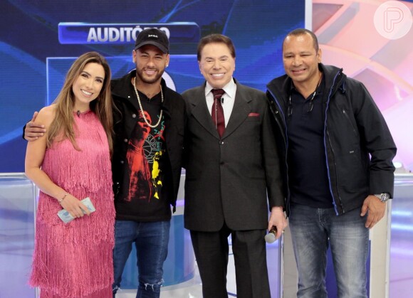 Patricia Abravanel foi zoada pelo pai, Silvio Santos, ao tietar Neymar durante participação do jogador em programa do SBT