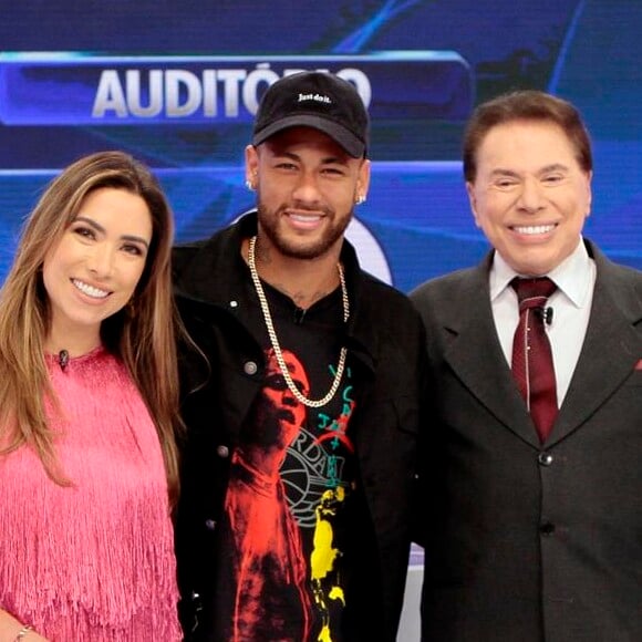 Patricia Abravanel foi zoada pelo pai, Silvio Santos, ao tietar Neymar durante participação do jogador em programa do SBT