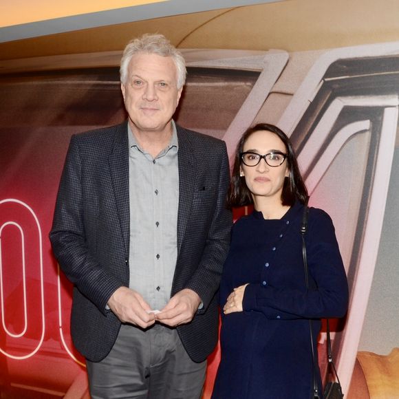 Pedro Bial confere premiére 'Uma Vez em Hollywood' com a mulher, Maria Prata, em São Paulo, 