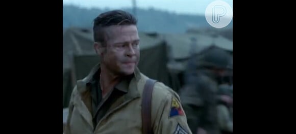 Brad Pitt comanda uma família que mora em tanque de guerra no filme 'Corações de Ferro'