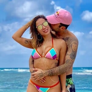 Anitta e Pedro Scooby viajaram juntos pela Europa