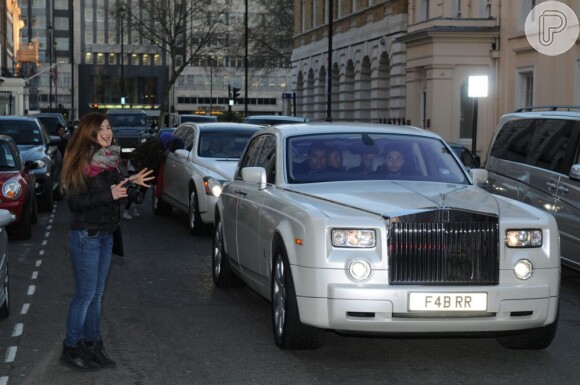 Justin Bieber foi visto em um Rolls-Royce