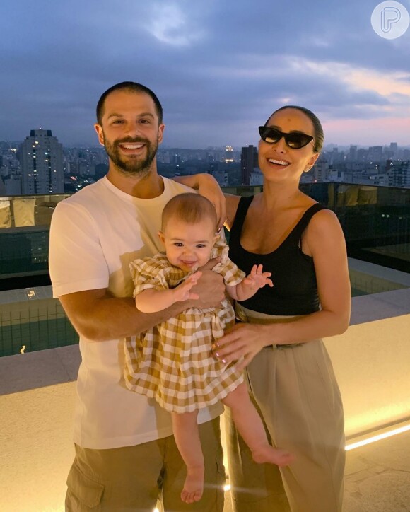 Duda Nagle passou a semana no Rio de Janeiro e curtiu momento pai e filha com Zoe ao retornar a São Paulo
