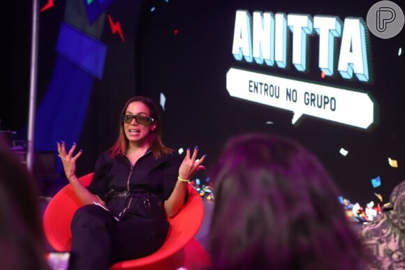 Anitta recebeu a imprensa na coletiva de seu novo programa, 'Anitta Entrou no Grupo'