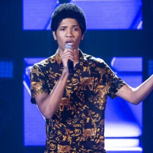 'The Voice Brasil': Samuel grita ao vencer batalha e reação bomba na web