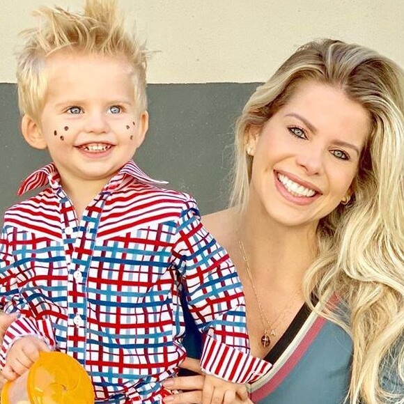 Karina Bacchi aponta dificuldade do filho, Enrico, em ficar longe dos pais nesta quarta-feira, dia 21 de agosto de 2019