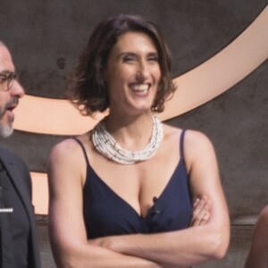 Vestido de Paola Carosella na gravação da final com Rodrigo e Lorena também foi elogiado