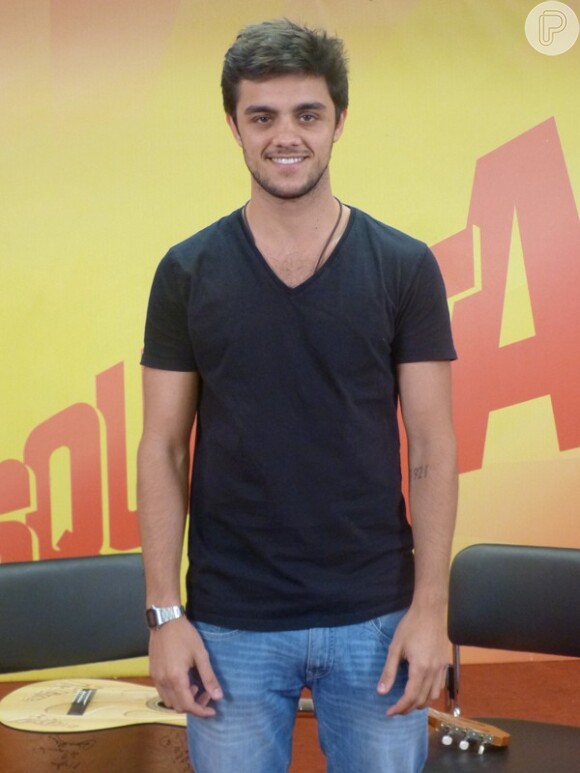 Felipe Simas grava participação no programa 'Esquenta!', da TV Globo