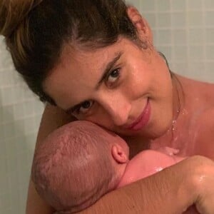 Camilla Camargo não escondeu seu encanto ao compartilhar a foto do filho, Joaquim