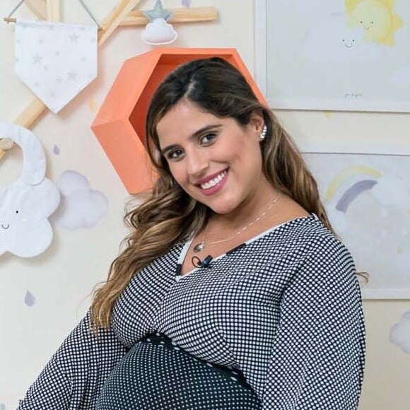 Camilla Camargo quer apresentar filho, Joaquim, a Zoe, de Sabrina Sato, Manu, de Tici Pinheiro e Liz, de Thaeme, como contou nesta terça-feira, 03 de setembro, no Instagram