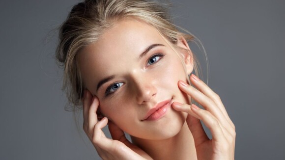 Dica de beleza: 5 produtos de maquiagem que também cuidam da pele