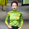 Na London Fashion Week, o neon também apareceu nas peças floridas da grife Marques'Almeida
