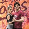 Lucas Veloso pediu Nathalia Melo em namoro ao vivo no programa 'Domingão do Faustão'