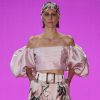 Saia com cinto: modelo em tecido ajuda a compor o look e foi aposta da PatBO no São Paulo Fashion Week