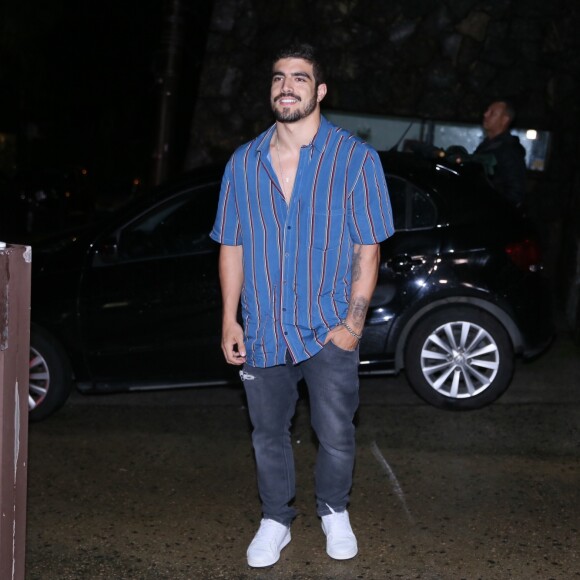 Giovanna Lancellotti conta a Caio Castro verdadeiro significado de tatuagem nesta terça-feira, dia 22 de outubro de 2019