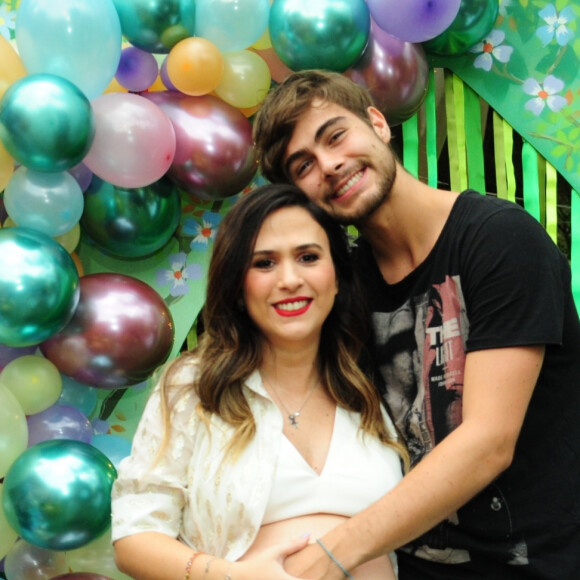 Tatá Werneck e Rafael Vitti anunciaram o nome da filha