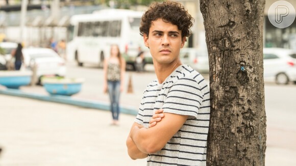 Guga (Pedro Alves) sofre preconceito e é expulso de casa pelo pai na novela 'Malhação: Toda Forma de Amar'