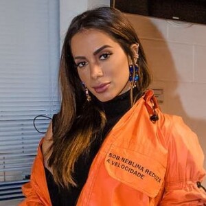 Anitta anuncia novo projeto pra 2020: 'Não tem nada a ver com vida ou trabalho que tenha feito até hoje. Vai ser um ano diferente como pessoal'