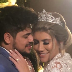 Sertanejo Cristiano, dupla de Zé Neto, é casado com Paula Vaccari