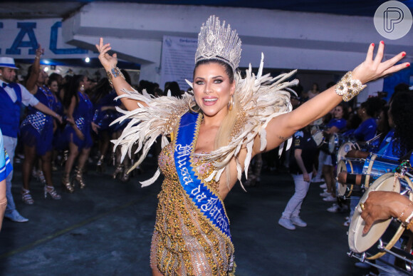 Carnaval 2020: Ana Paula Minerato foi coroada nova musa de bateria da Acadêmicos do Tatuapé
