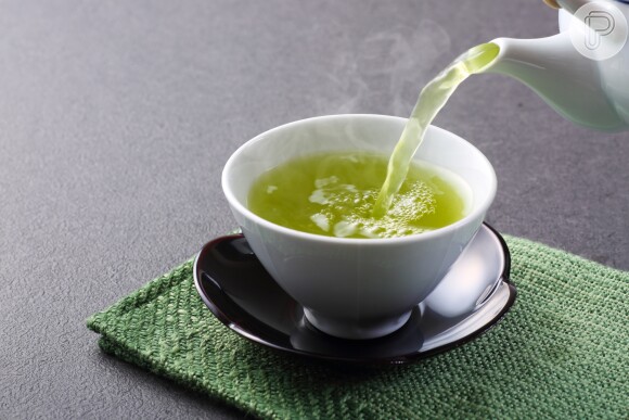 Dieta detox: incluir chá verde é uma boa para eliminar toxinas do corpo segundo expert