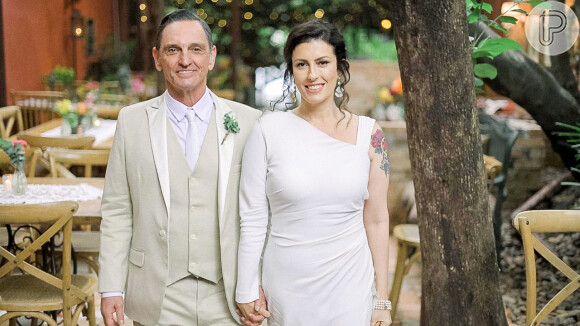 Paulo Miklos e Renata Galvão se casam no civil em cerimônia realizada no Espaço Quintal, no bairro de Higienópolis, em São Paulo, neste domingo, 24 de novembro de 2019