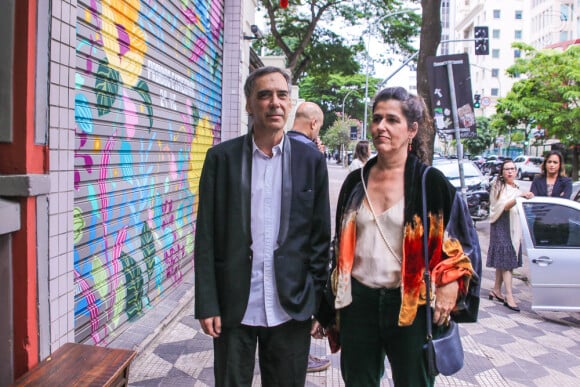 Arnaldo Antunes e mais famosos prestigiam casamento de Paulo Miklos e Renata Galvão, no Espaço Quintal, no bairro de Higienópolis, em São Paulo, neste domingo, 24 de novembro de 2019