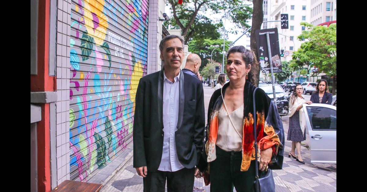 Arnaldo Antunes e mais famosos prestigiam casamento de Paulo Miklos e ...