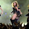 Beyoncé sempre arrasa ao lado de suas dançarinas
