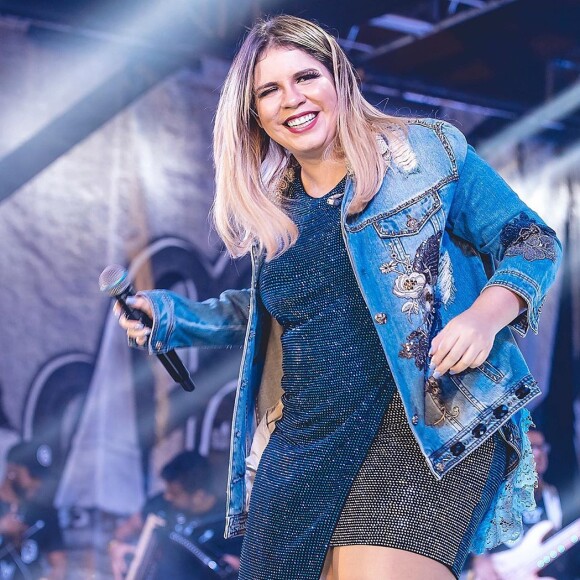 Marilia Mendonça agradece apoio dos fãs: 'Eu estou muito feliz por todos vocês que compareceram à todos eles, estou feliz também por ter chegado até aqui'