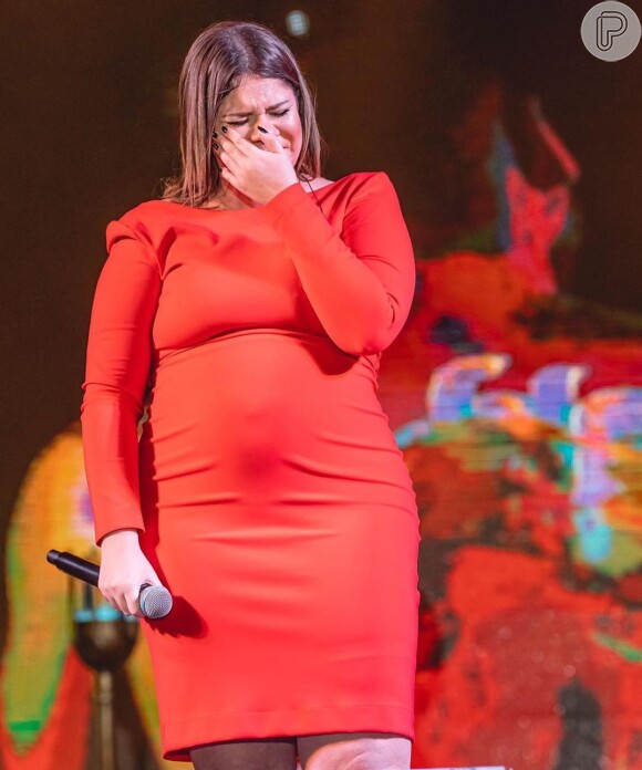 Marília Mendonça se emocionou em último shows antes de pausa