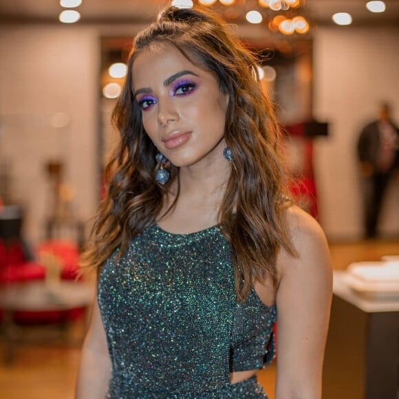 Anitta comenta rumor de mudança para o exterior em 2020: 'Ainda não defini se vou ficar lá fora ou aqui. Deixar o Brasil completamente é uma coisa que isso não vai acontecer'