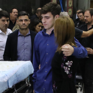 João Augusto Liberato, filho mais velho de Gugu, tinha prova na escola nesta segunda (02)