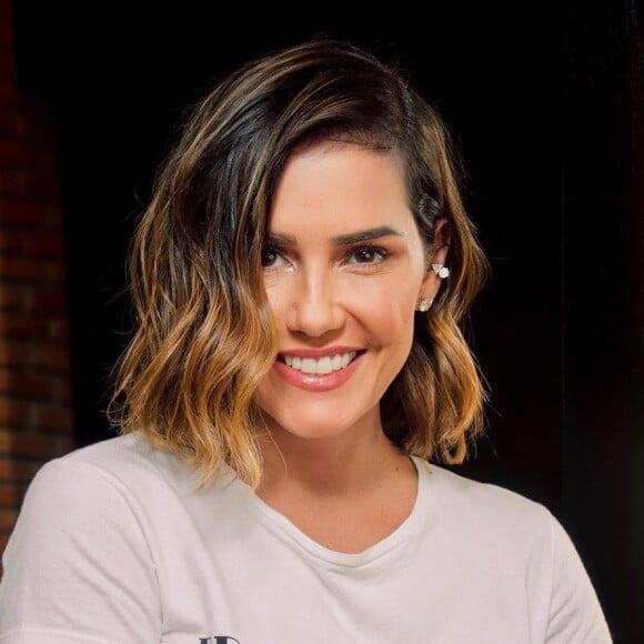 Deborah Secco mudou o visual para atuar na novela 'Salve-se quem Puder'