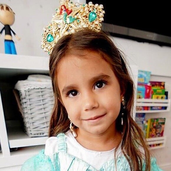 Filha de Deborah Secco e Hugo Moura, Maria Flor completa 4 anos nesta quarta-feira, 4 de dezembro de 2019