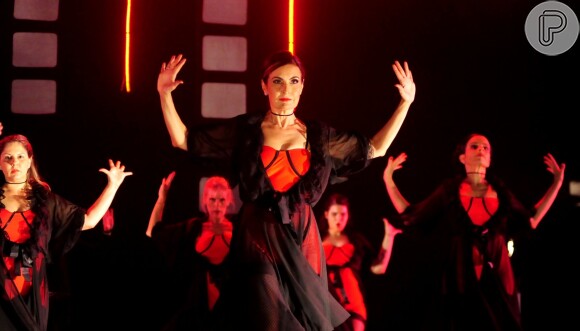 Fátima Bernardes fez apresentação de dança em teatro da UERJ neste sábado, 7 de dezembro de 2019