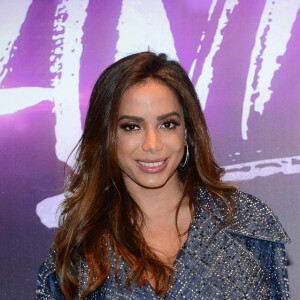 Anitta planeja diminuir rotina de trabalho em 2020 e aposentadoria aos 30 anos