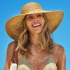 Moda praia 2020: peça handmade, o chapéu de palha deixa o look com a cara do verão