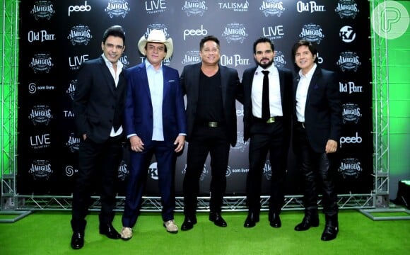 Zezé Di Camargo, Luciano, Chitãozinho, Xororó e Leonardo levaram turnê 'Amigos' para o Rio de Janeiro