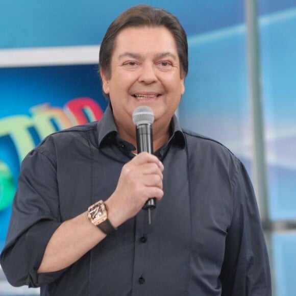 Faustão, no entando, não deixou claro se Marília Mendonça estava mesmo dando à luz naquele momento